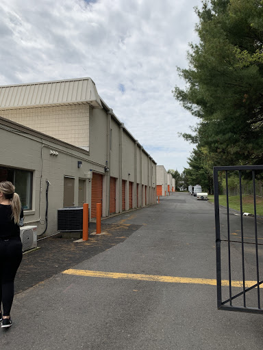 Self-Storage Facility «Public Storage», reviews and photos, 120 Berlin Turnpike, Berlin, CT 06037, USA