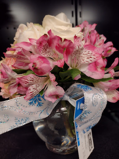 Grocery Store «Giant», reviews and photos, 1454 Chain Bridge Rd, McLean, VA 22101, USA