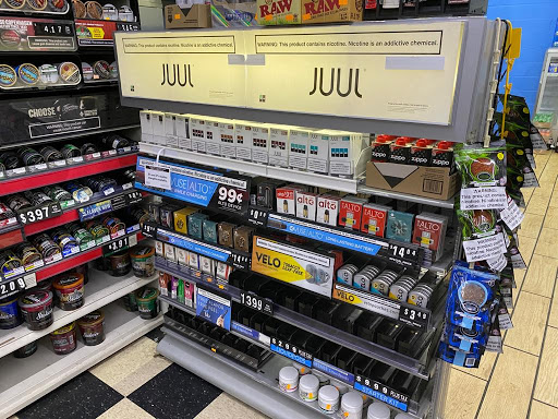 Convenience Store «Falls Convenient Mart», reviews and photos, 321 Milton Blvd, Newton Falls, OH 44444, USA