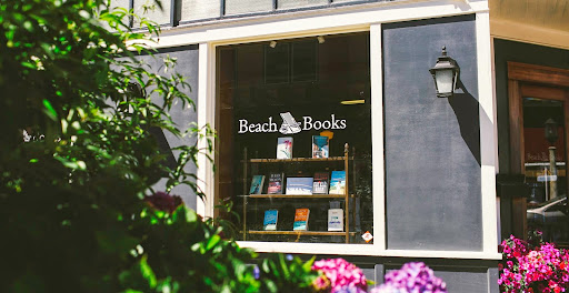Book Store «Beach Books», reviews and photos, 616 Broadway St, Seaside, OR 97138, USA
