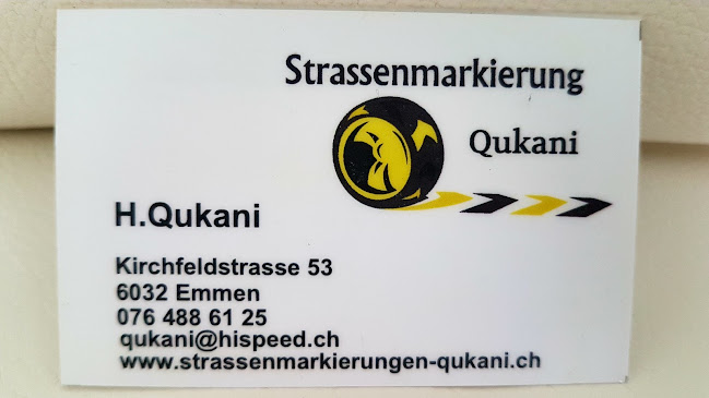 Strassenmarkierung Qukani