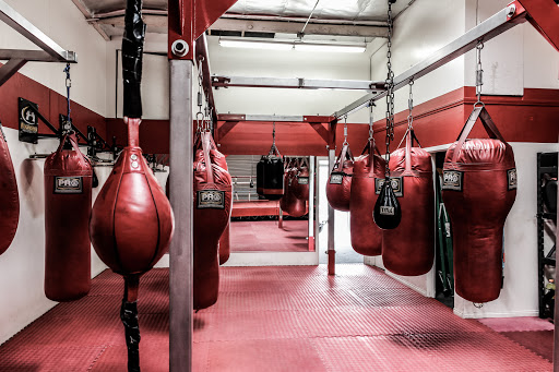 Muay Thai boxing gym Santa Ana