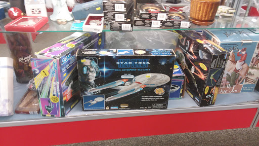 Thrift Store «The Salvation Army Family Store & Donation Center», reviews and photos