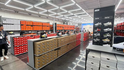 Sporting Goods Store «Nike Factory Store», reviews and photos, 9851 South Eastern Avenue, Las Vegas, NV 89183, USA