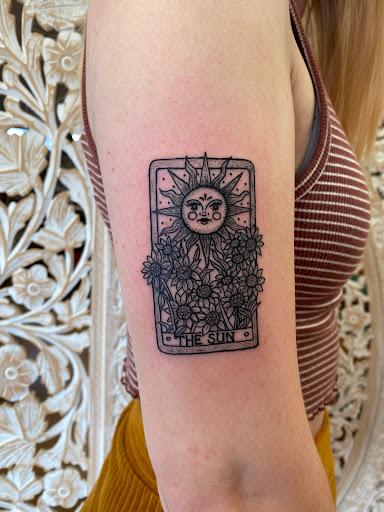 Tattoo Shop «Perigee Moon Body Art», reviews and photos, 301 Broadway, West Cape May, NJ 08204, USA