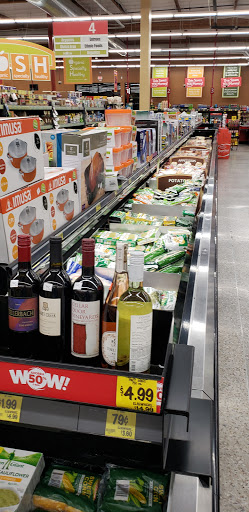 Grocery Store «Grocery Outlet Bargain Market», reviews and photos, 15719 Downey Ave, Paramount, CA 90723, USA