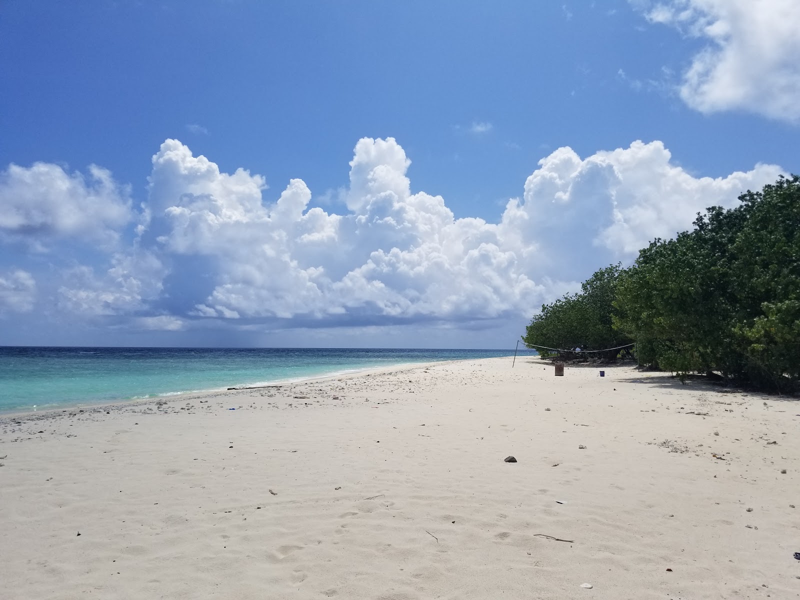 Photo of Velidhoo Beach with white sand surface
