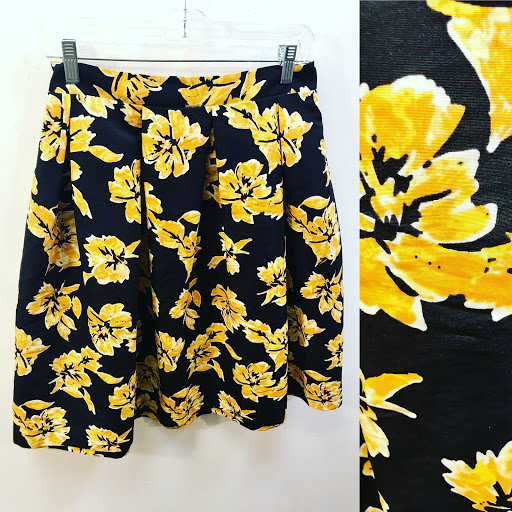 Boutique «Everchanging Seasons Consignment Boutique», reviews and photos, 710 Forest Ave, Portland, ME 04103, USA