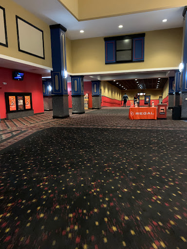 Movie Theater «Regal Cinemas Hyattsville Royale 14», reviews and photos, 6505 America Blvd, Hyattsville, MD 20782, USA