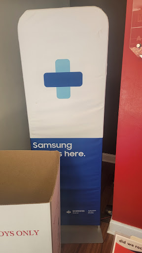 Electronics Repair Shop «uBreakiFix», reviews and photos, 2770 Lenox Rd NE, Atlanta, GA 30324, USA