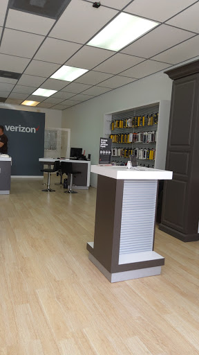 Cell Phone Store «Cypress Verizon Wireless», reviews and photos, 12620 FM 1960, Houston, TX 77065, USA