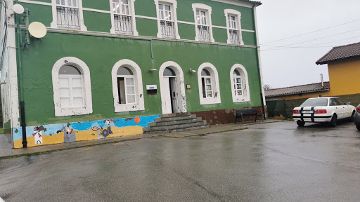 Colegio Rural Agrupado Cabu Peñes en Cerin