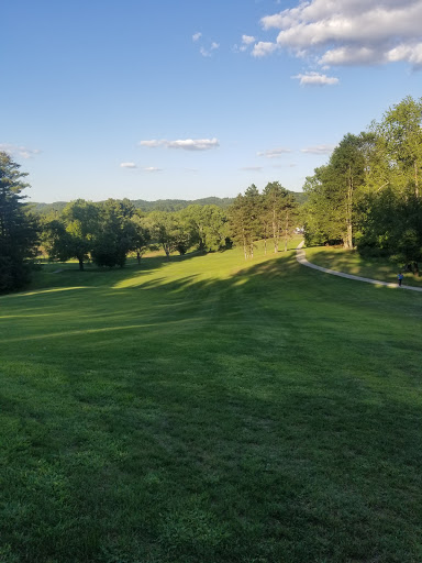 Golf Course «Hocking Hills Golf Club», reviews and photos, 14405 Country Club Ln, Logan, OH 43138, USA