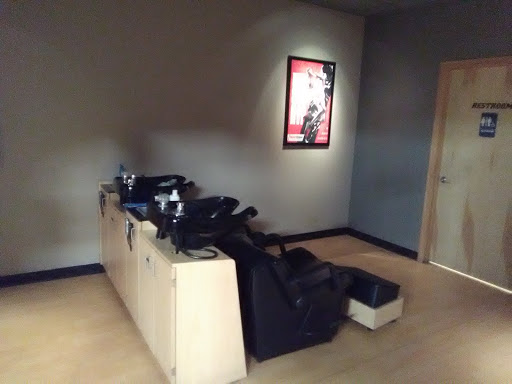 Hair Salon «Sport Clips Haircuts of Yakima Orchards», reviews and photos, 140 S 72nd Ave, Yakima, WA 98908, USA