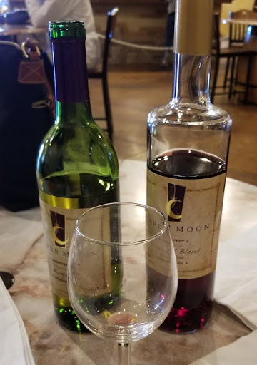 Winery «Paper Moon Vineyards», reviews and photos, 2008 State Rd, Vermilion, OH 44089, USA