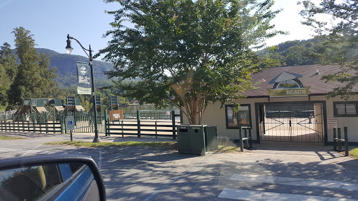 Liquor Store «ABC Liquor Store Lake Lure», reviews and photos, 2654 Memorial Hwy, Lake Lure, NC 28746, USA