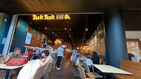 Atmosphère du Restaurant asiatique TukTuk La Défense à Puteaux - n°9
