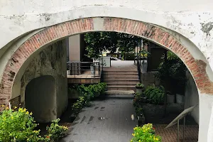 Delft Gateway - Colombo Fort image