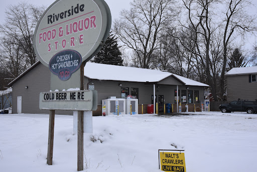 Liquor Store «Riverside Food & Liquor Store», reviews and photos, 1206 Front St, Niles, MI 49120, USA