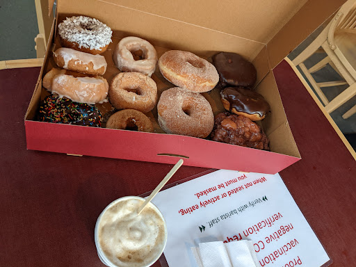 Donut Shop «Top Pot Doughnuts», reviews and photos, 10600 NE 9th Pl, Bellevue, WA 98004, USA