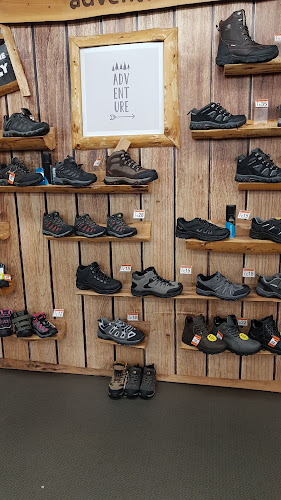 Wynsors World of Shoes - Shoe store