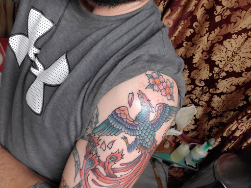 Tattoo Shop «Pair-O-Dice Tattoo», reviews and photos, 2921 S Harvard Ave, Tulsa, OK 74114, USA