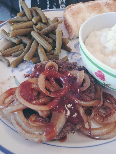 American Restaurant «Two Dads Cafe n Catering», reviews and photos, 301 E Sullivan St, Kingsport, TN 37660, USA