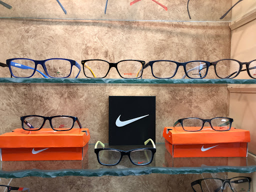 Optician «Spectacular Eyewear», reviews and photos, 436 Woodbury Rd, Plainview, NY 11803, USA