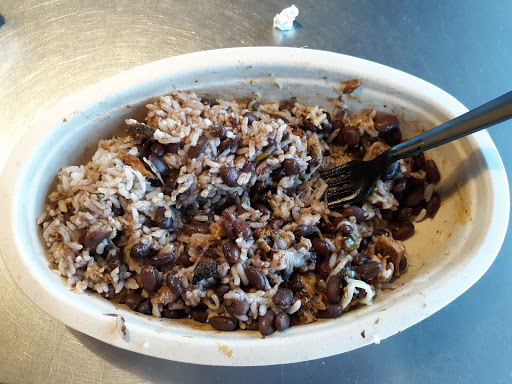 Mexican Restaurant «Chipotle Mexican Grill», reviews and photos, 1301 W Davis St, Conroe, TX 77304, USA