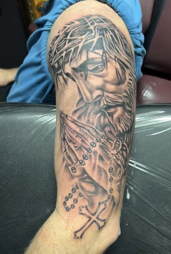 Explore lost time tattoo ideas, creative tattoo ideas in Warner Robins, available at Untold Pain Tattoo Studio