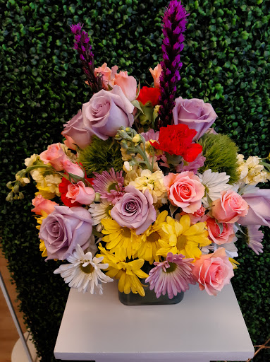 Florist «Annie Occasion for Any Occasion», reviews and photos, 148 S Bloomingdale Rd #110, Bloomingdale, IL 60108, USA