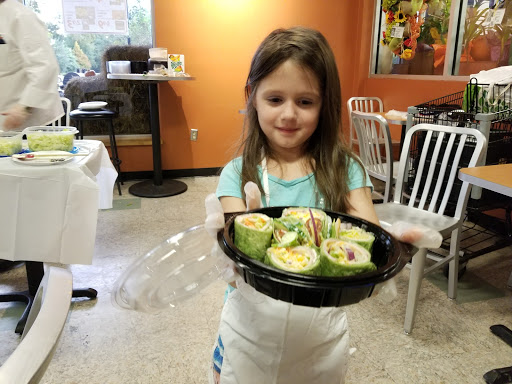 Grocery Store «Rouses Market #21», reviews and photos, 3461 E Causeway Approach, Mandeville, LA 70448, USA