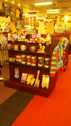 Music Store «Newbury Comics», reviews and photos, 859 Boston Providence Hwy, Norwood, MA 02062, USA