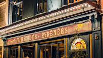 Photos du propriétaire du Restaurant français Vins Des Pyrénées à Paris - n°1