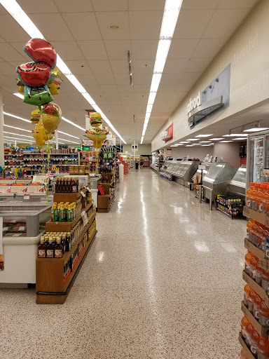 Supermarket «Hy-Vee», reviews and photos, 500 37th St NW, Rochester, MN 55901, USA