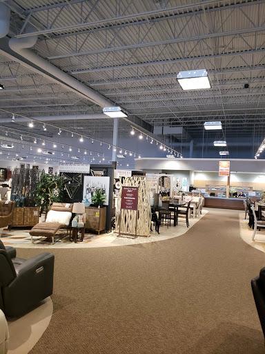 Furniture Store «The Furniture Mart - Shakopee», reviews and photos, 4270 12th Ave E, Shakopee, MN 55379, USA