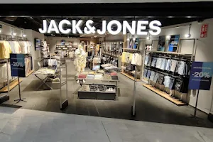 JACK & JONES image