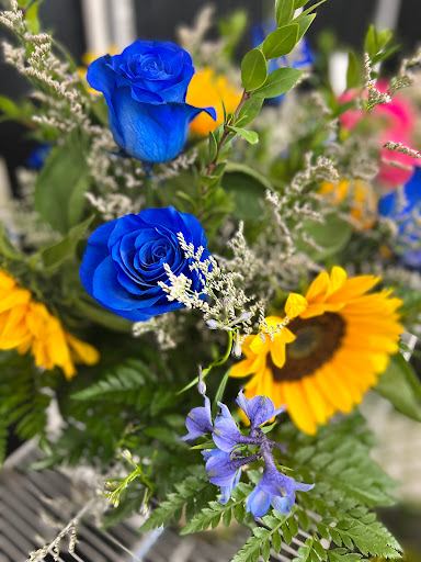 Florist «Alans AAA Florist», reviews and photos, 287 E Highland Ave, San Bernardino, CA 92404, USA