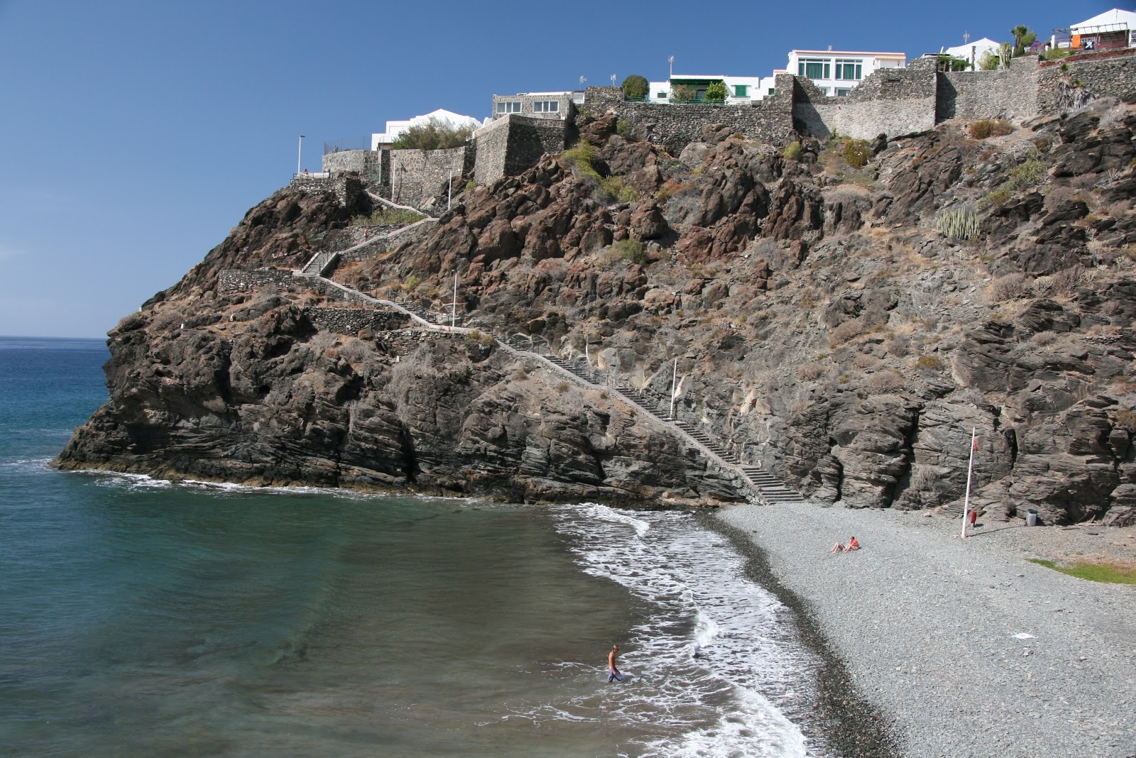 Photo de Playa del besudo zone sauvage