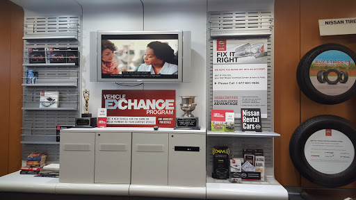 Car Dealer «Hall Nissan Virginia Beach», reviews and photos, 3757 Bonney Rd, Virginia Beach, VA 23452, USA
