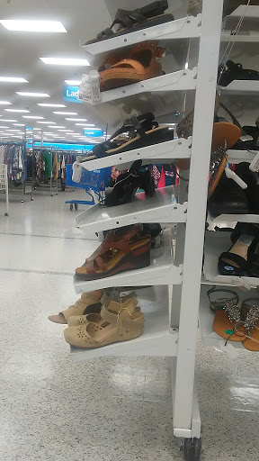 Clothing Store «Ross Dress for Less», reviews and photos, 330 N Hwy 67, Cedar Hill, TX 75104, USA