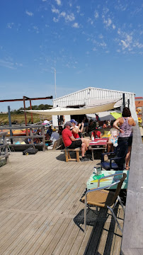 Atmosphère du Bar-restaurant à huîtres La Cabane à Brem-sur-Mer - n°18