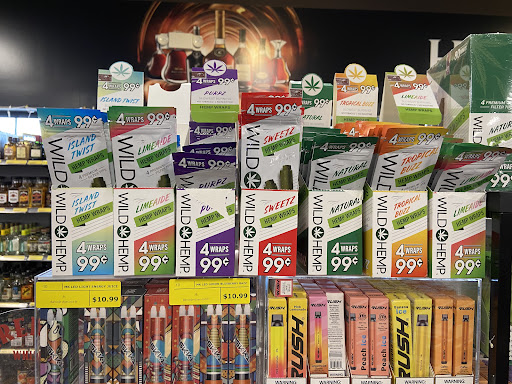 Liquor Store «Fort Worth Discount Liquor», reviews and photos, 1120 N Beach St, Fort Worth, TX 76111, USA