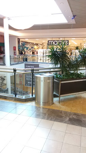 Shopping Mall «Springfield Mall», reviews and photos, 1250 Baltimore Pike, Springfield, PA 19064, USA