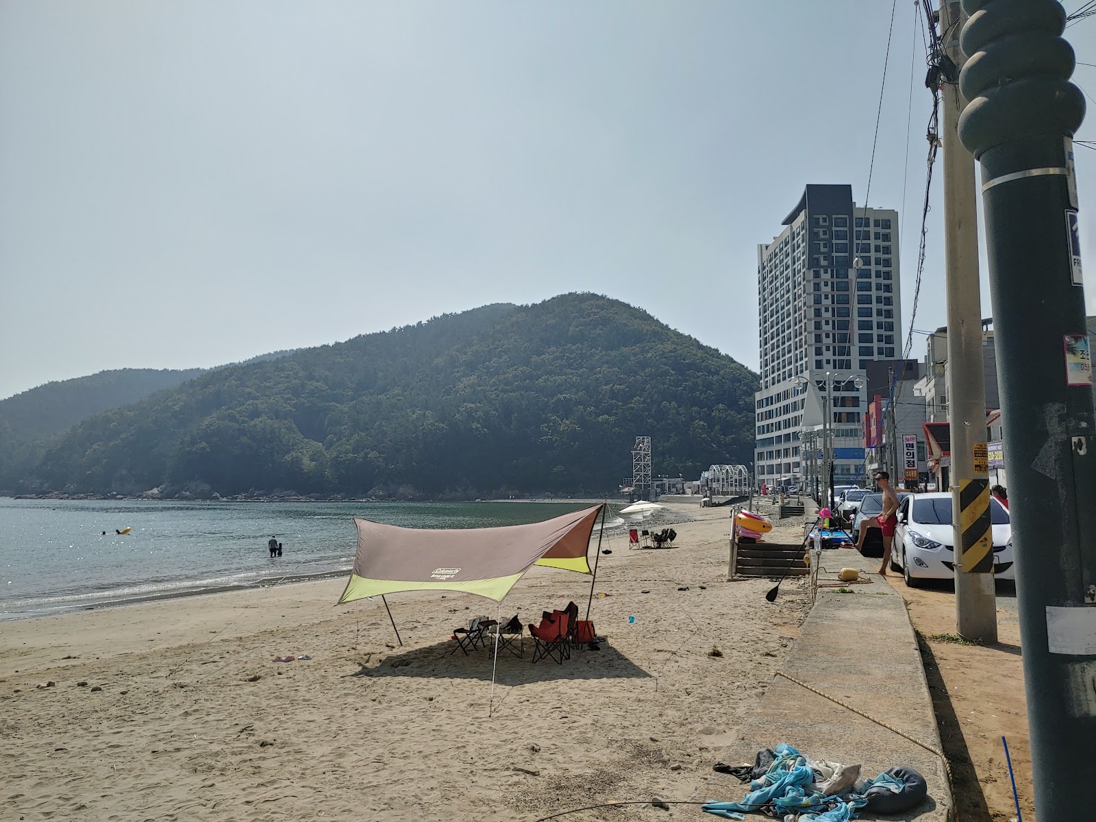 Φωτογραφία του Deokpo Beach παροχές περιοχής