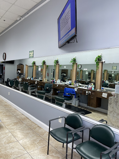 Barber Shop «The Famous Barber Shop», reviews and photos, 14700 Lee Hwy, Gainesville, VA 20155, USA
