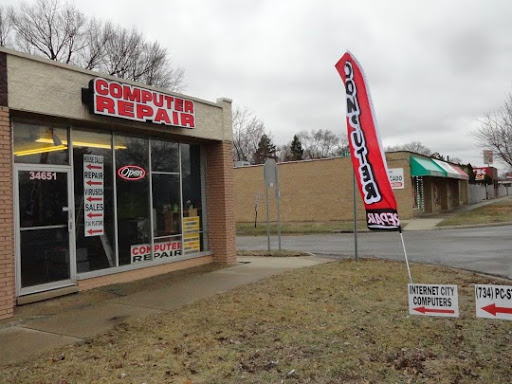 Computer Repair Service «Internet City Computers», reviews and photos, 34524 Warren Rd, Westland, MI 48185, USA