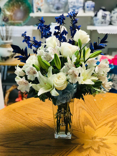 Florist «A Royal Bloom Flowers & Gifts», reviews and photos, 7252 W Oakland Park Blvd, Lauderhill, FL 33313, USA