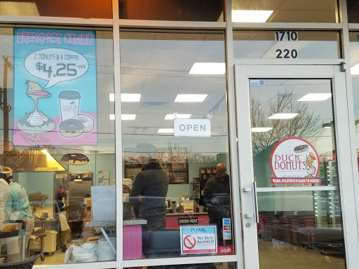 Donut Shop «Duck Donuts», reviews and photos, 1710 Kenilworth Ave #220, Charlotte, NC 28203, USA