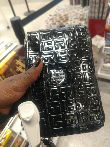 Clothing Store «Ross Dress for Less», reviews and photos, 1945 W Palmetto St, Florence, SC 29501, USA